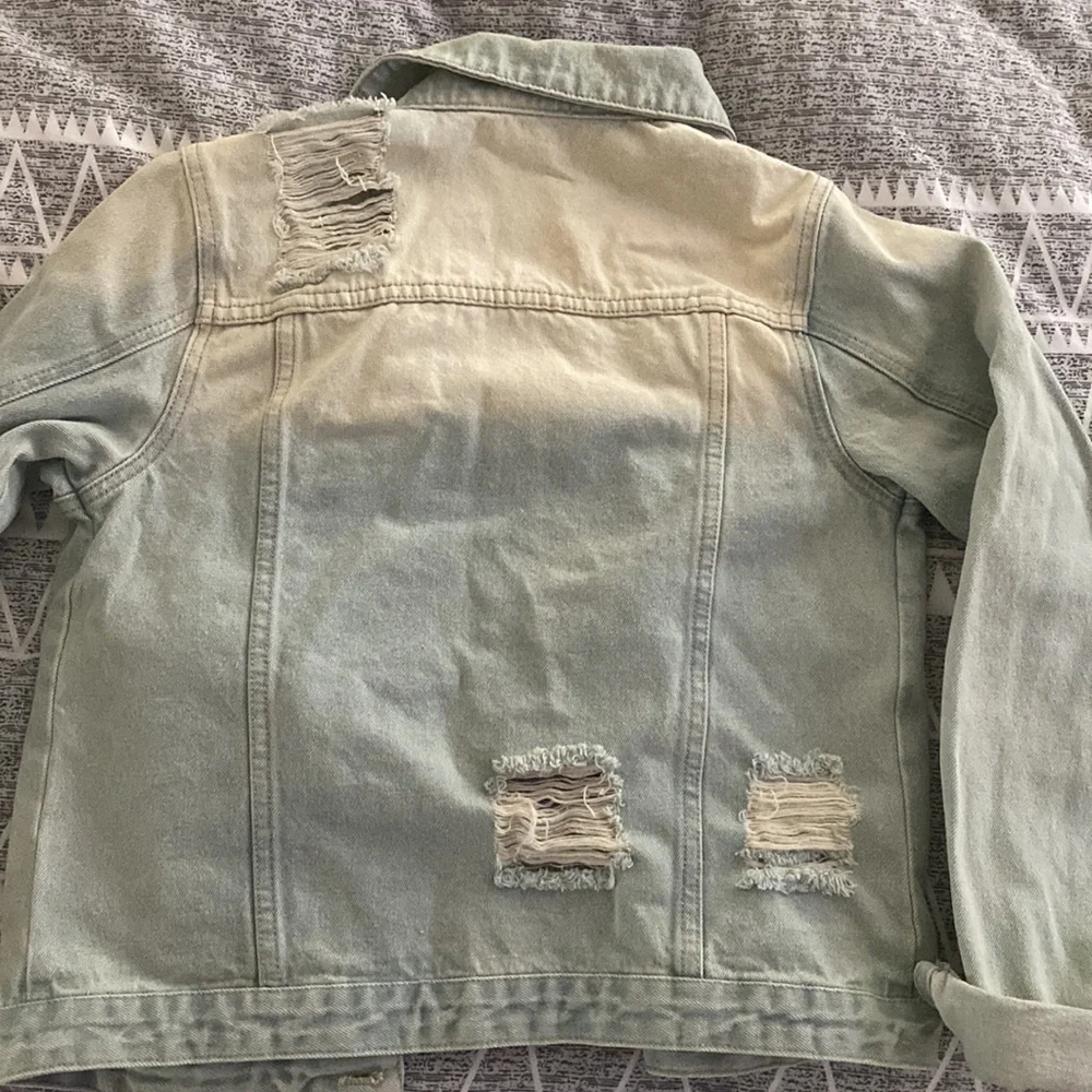 Denim jacket - Picture 4 of 4